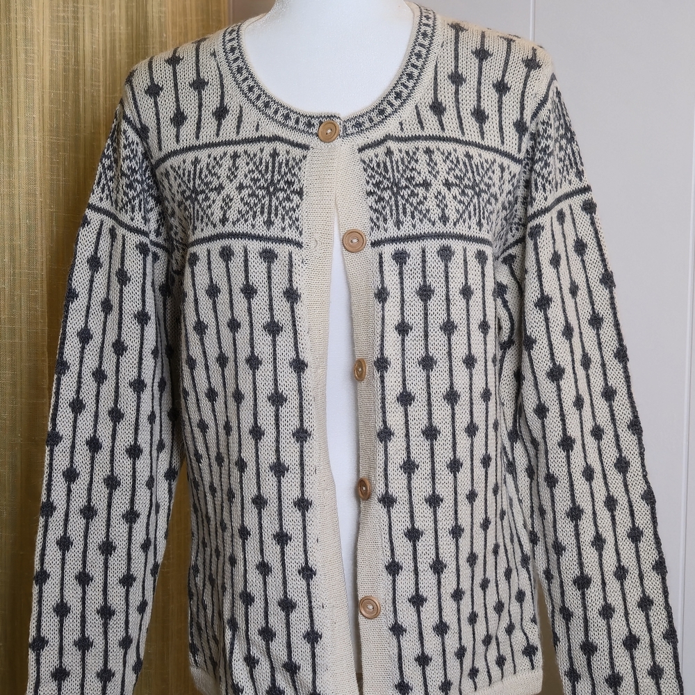 Elegant Black and Cream Women's Cardigan